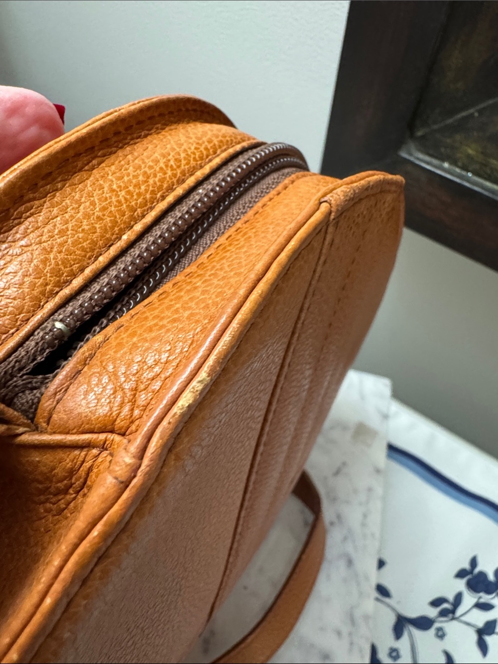 Yves Saint Laurent Women's Tan Crossbody Leather Semi-Circle Shoulder Bag - Picture 10 of 14